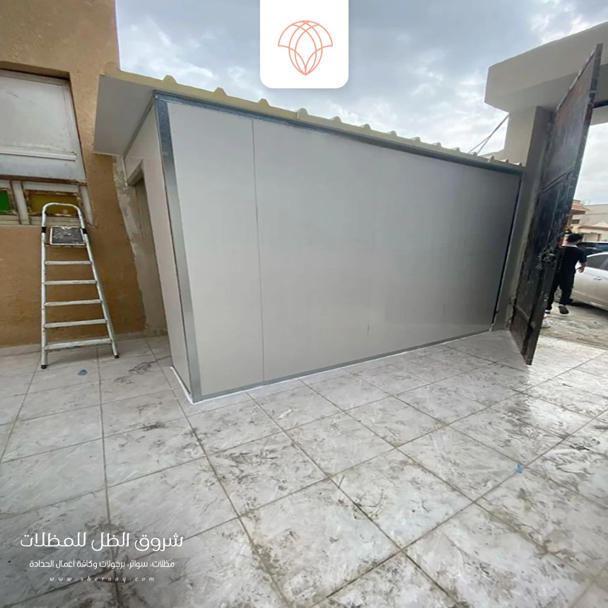 ملاحق ساندوتش بانل الراكة